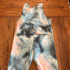 full athleta set, bra and legging pair. cotton candy tyedie size small